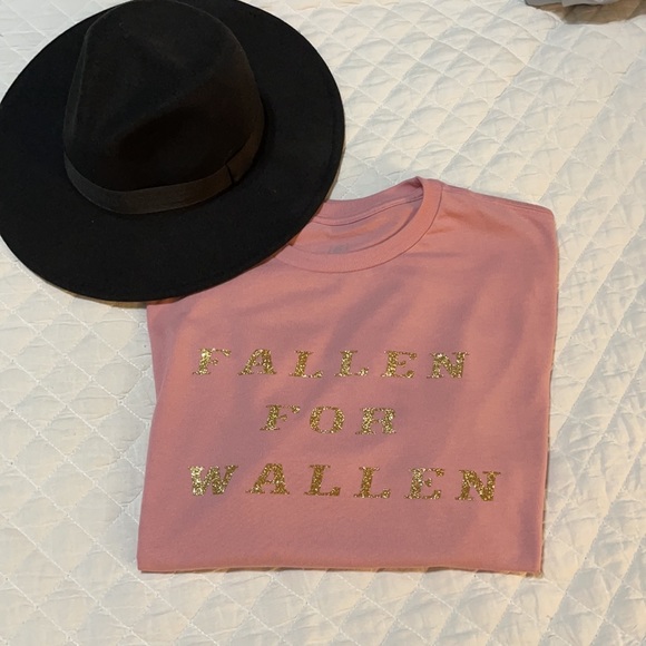 custom Tops - FALLEN FOR WALLEN!!! T shirt